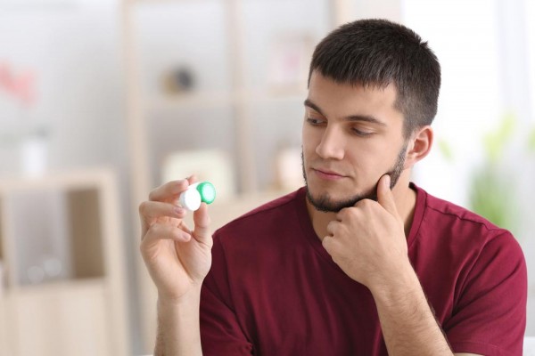 
		Как носить контактные линзы правильно? 7 вопросов офтальмологу.  Правила ношения контактных линз
