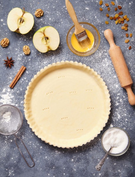 
		Пирог-затируха – с клубникой, вишней и любой начинкой, рецепт. Вкусный пирог с ягодами из песочного теста