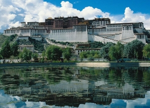 Потала - самый известный дворец Тибета