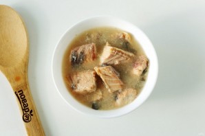 Суп из консервированного лосося