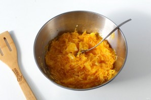 Насыпной пирог с тыквой и апельсином